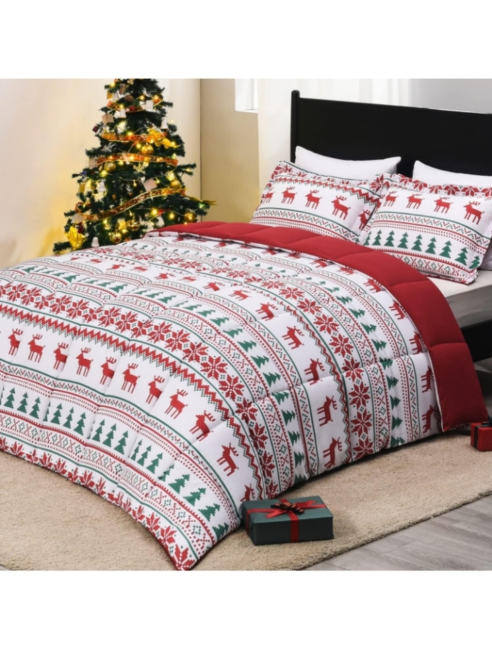 Festive Reindeer & Christmas Tree Queen Comforter Set With 2 Pillow Shams NWT